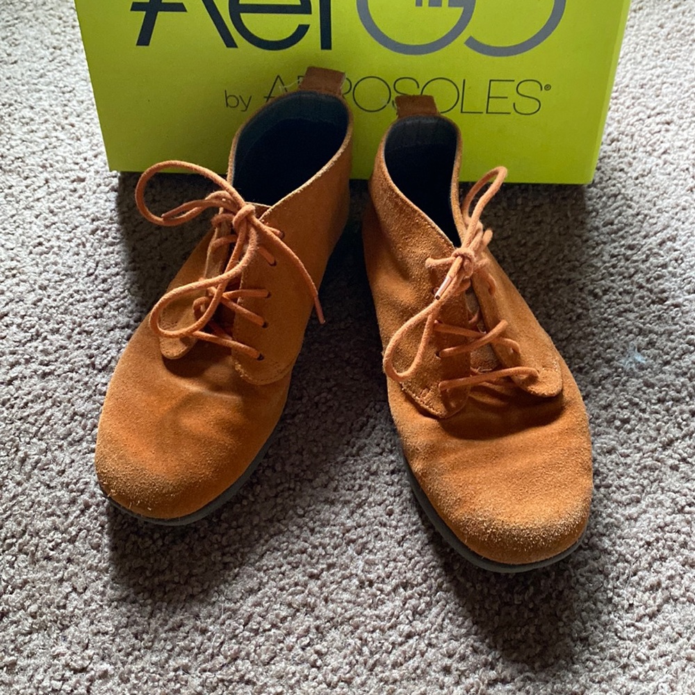 Aerosoles Skip On Orange Suede Booties 6W